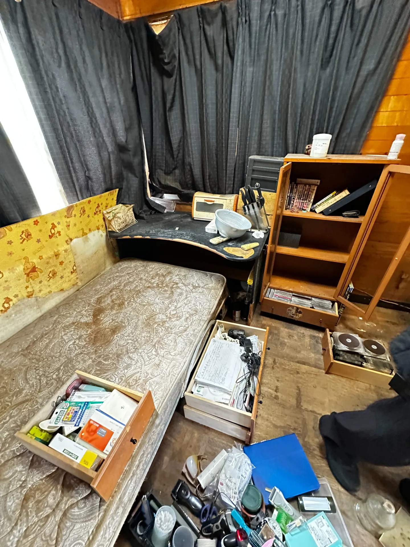長年空き家だった家屋の粗大ごみ・残留物を撤去しました🏠